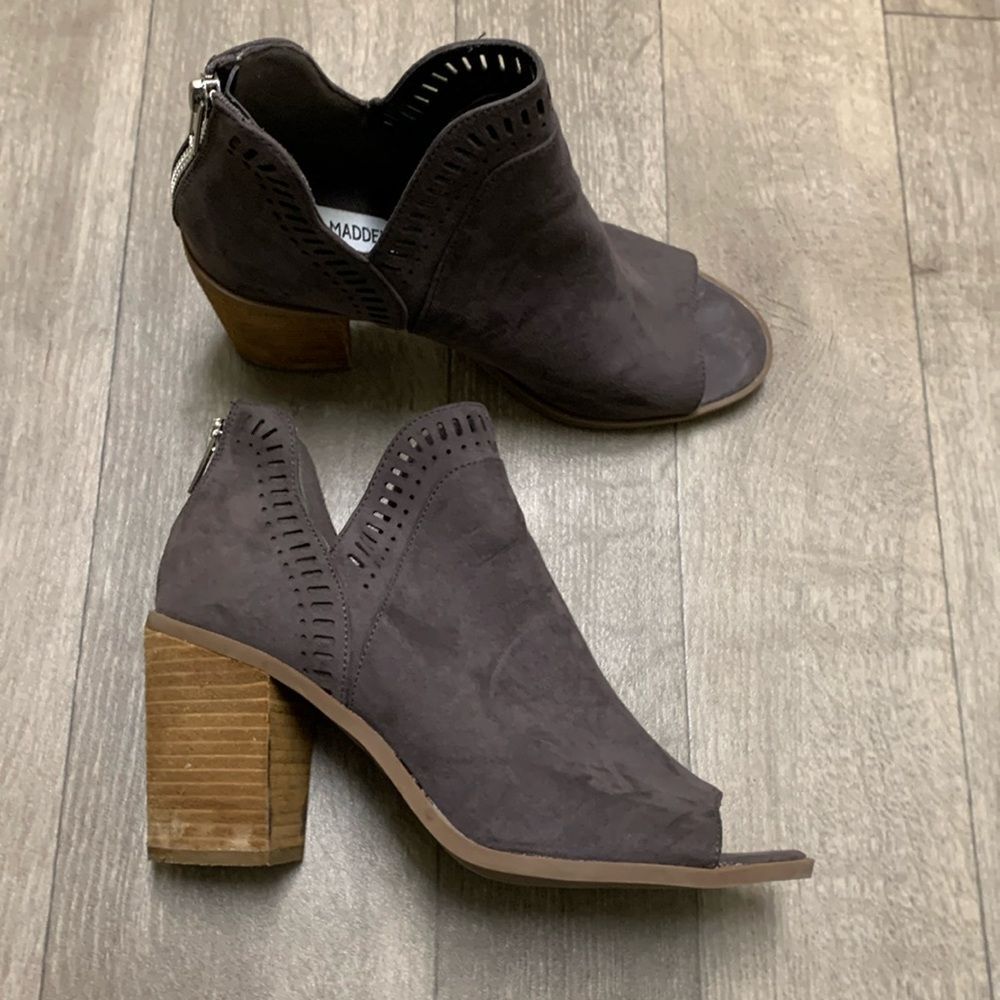 Womens Steve Madden Suede Peep Toe Ankle Bootie Heeled‎ Shoes